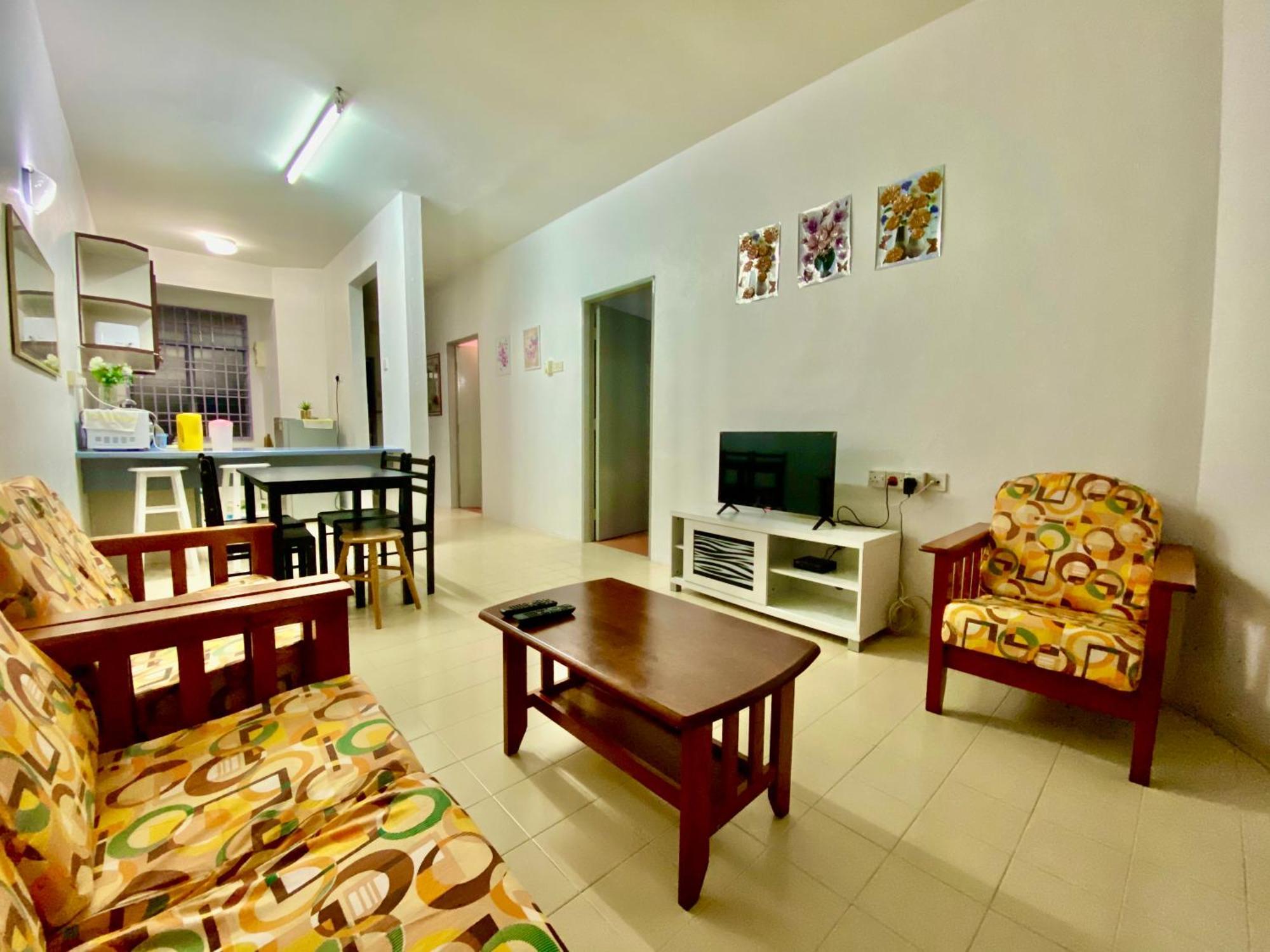 Batu Ferringhi Bayu Emas Apartment Exterior foto